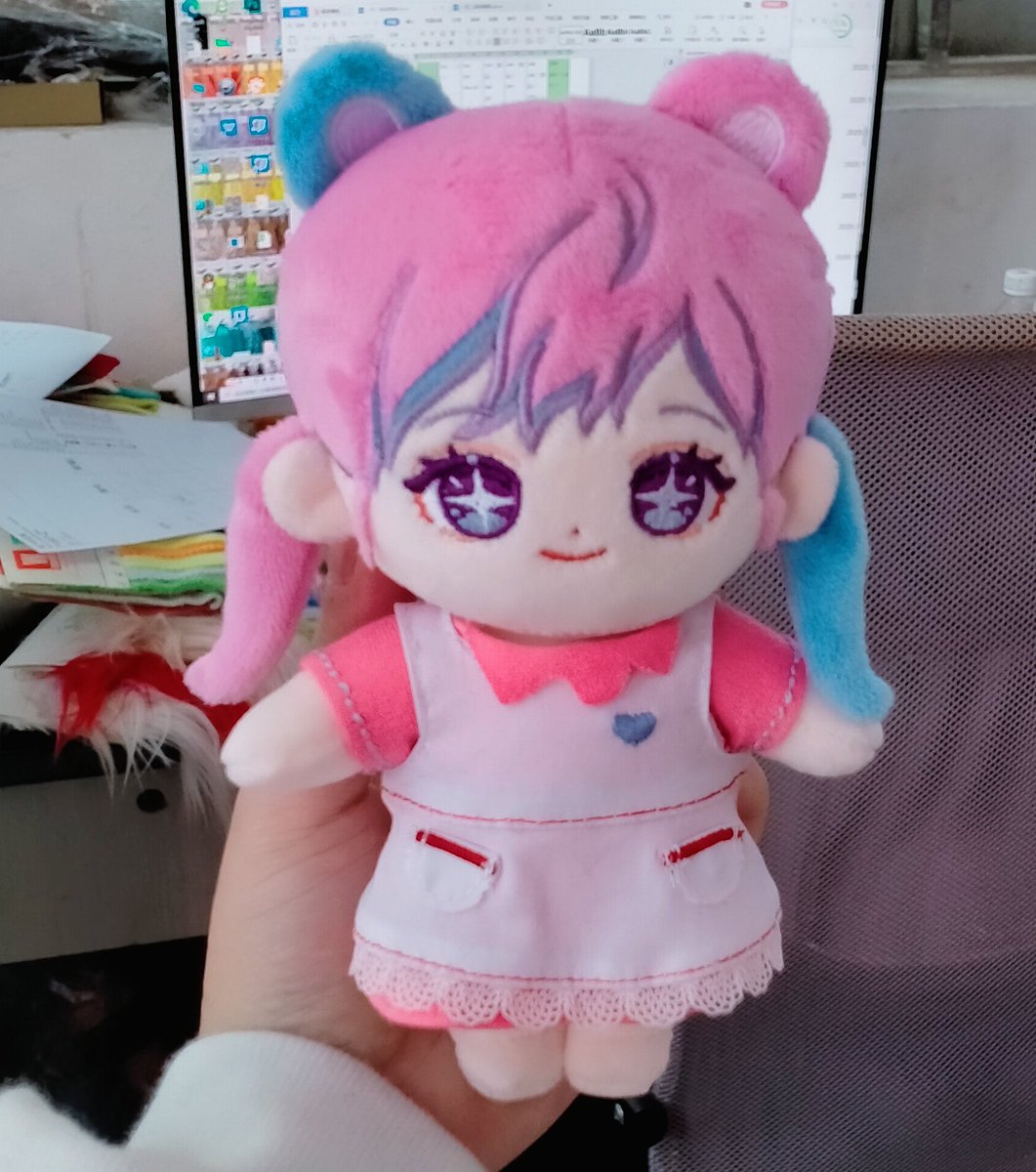 미애 샘플이 나왔습니다 ^^ 애플이는 현재 수정중이고 의상 제작중에 있습니다. 미애도 머리 색이 다르게 나와서 2차 수정에 들어갈 예정입니다. 감사합니다