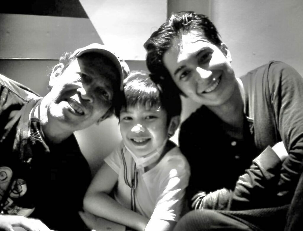 JovarelCallum's tweet photo. Caption this
.
📷 pic by @tantaginting
.
#jovarelcallum #yayuunru #juniorroberts #indonesianactor https://t.co/yCKcvSZ0z9 https://t.co/gBwzwNf4Zj