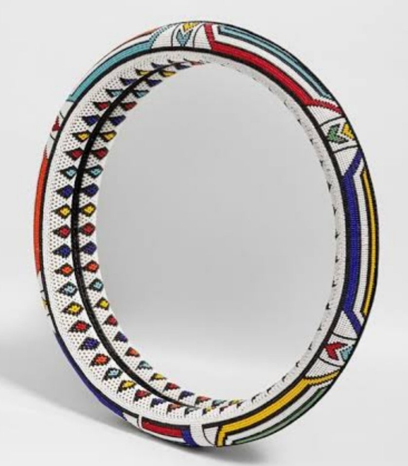 chubbymouse's tweet image. 100% hand-beaded. Made to your measurements. Patterns done in traditional Ndebele styles. Inbox me.