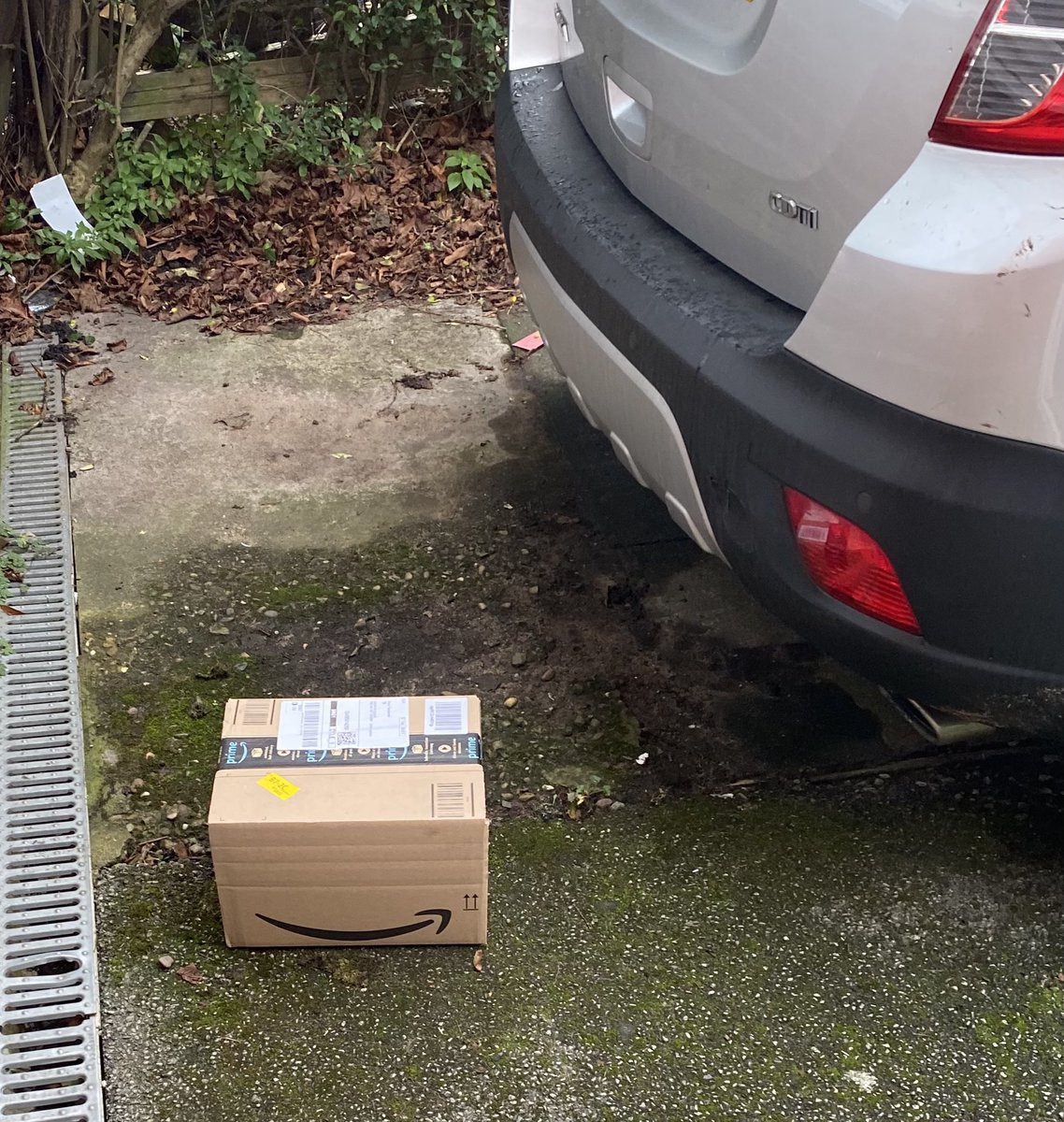 Handed to resident... was it really <a href="/AmazonUK/">Amazon.co.uk</a> 🤔