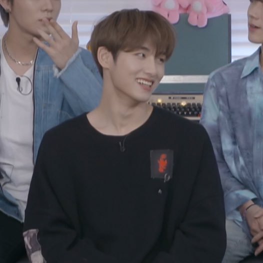 sichenghourly's tweet photo. #WINWIN #董思成 #WayV #威神V https://t.co/seFayP4o79