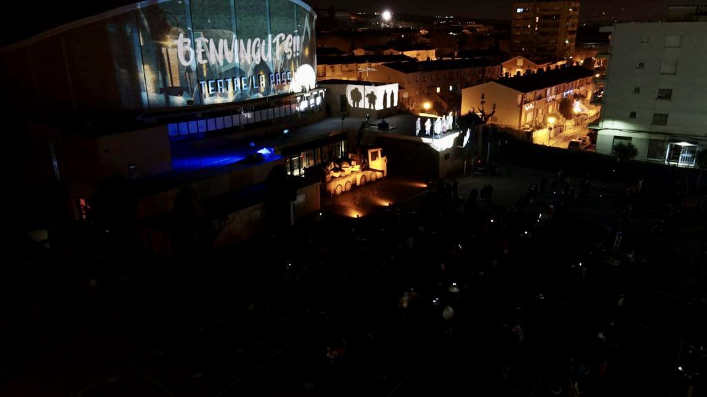 Gràcies a l’organització, col·laboradors i al <a href="/Teatre_LaPassio/">La Passió d'Esparreguera</a> per la rebuda ahir dels #Reis d’Orient. Gràcies a veïnes i veïns d’#Esparreguera pel seu civisme i per respectar les mesures de seguretat. Ahir va ser màgic! ✨ Orgull de poble! ❤️