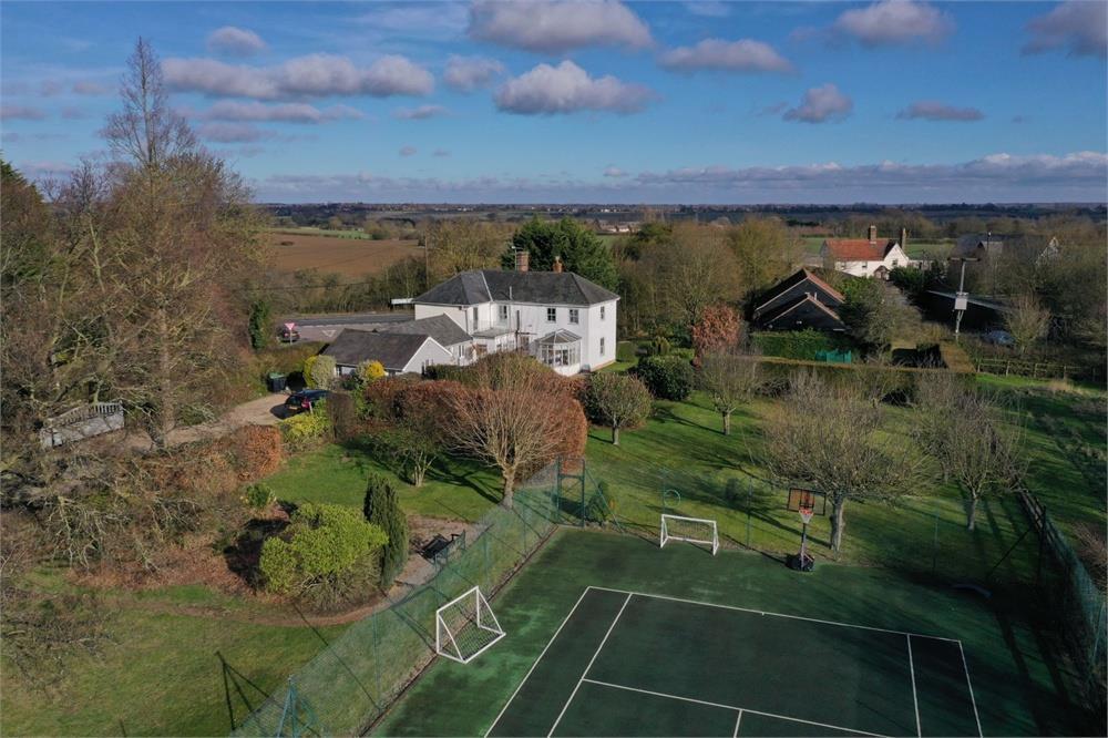 danielbrewerEA's tweet photo. 7 Bedroom Detached House
Onslow Green, Barnston
Offers Over £1,000,000
https://t.co/MBGaYHzbjK https://t.co/cLRTRM9yy6