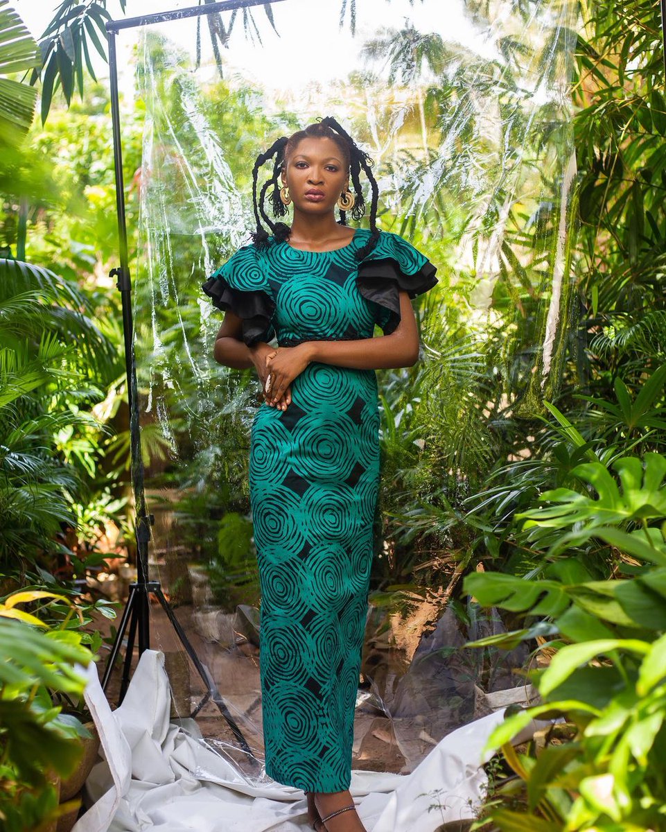 DebonairAfrik's tweet photo. Debonair Afrik Studios X @liveekuaaddo

Creative director @nuelbans
Assistant @bra_qwabyna
Photographer @samieo_
MUA @madmoizelle_np
Models: Selasi and Sandy

#debonairafrik#fashionstyle#ethicalfashion #localfashion #ghanafashion #fashion https://t.co/alKEfgUhc4