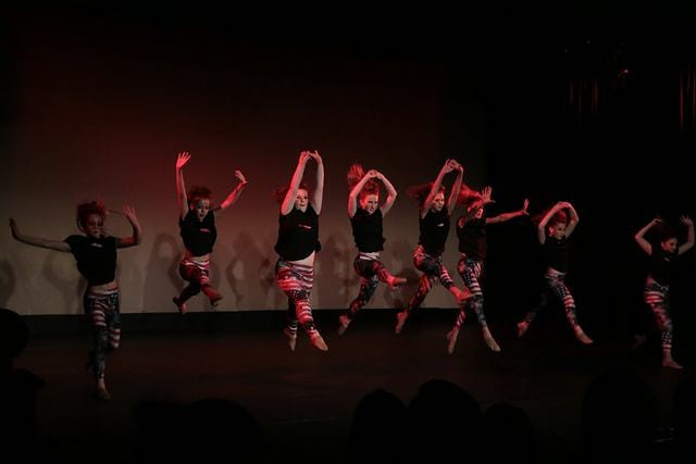 Born2MoveDance's tweet photo. 2020 Born To Move Production 
Theatre Hawke's Bay @theatrehawkesbay
'Decades of Dance'
.
1990s - American Idiot
.
Photo 📷 Janet Milne
.
#decadesofdance #dance #performance #jazz #tap #musicaltheatre #hiphop #contemporary #borntomovedance #theatrehawkesbay https://t.co/84Ol3FtMiV