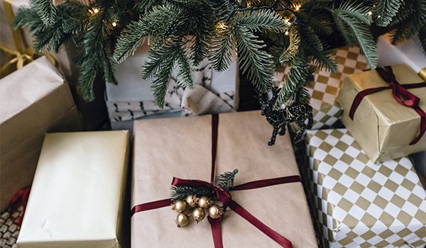 MedicalOptica's tweet photo. 👑 ¡Feliz día de Reyes! 🎉 Es el momento perfecto para disfrutar en casa de la familia y sorprendernos con los regalos. 🎁 ¿Qué te han traído este año? 😊
#DíaDeReyes https://t.co/4r94ABjJU0