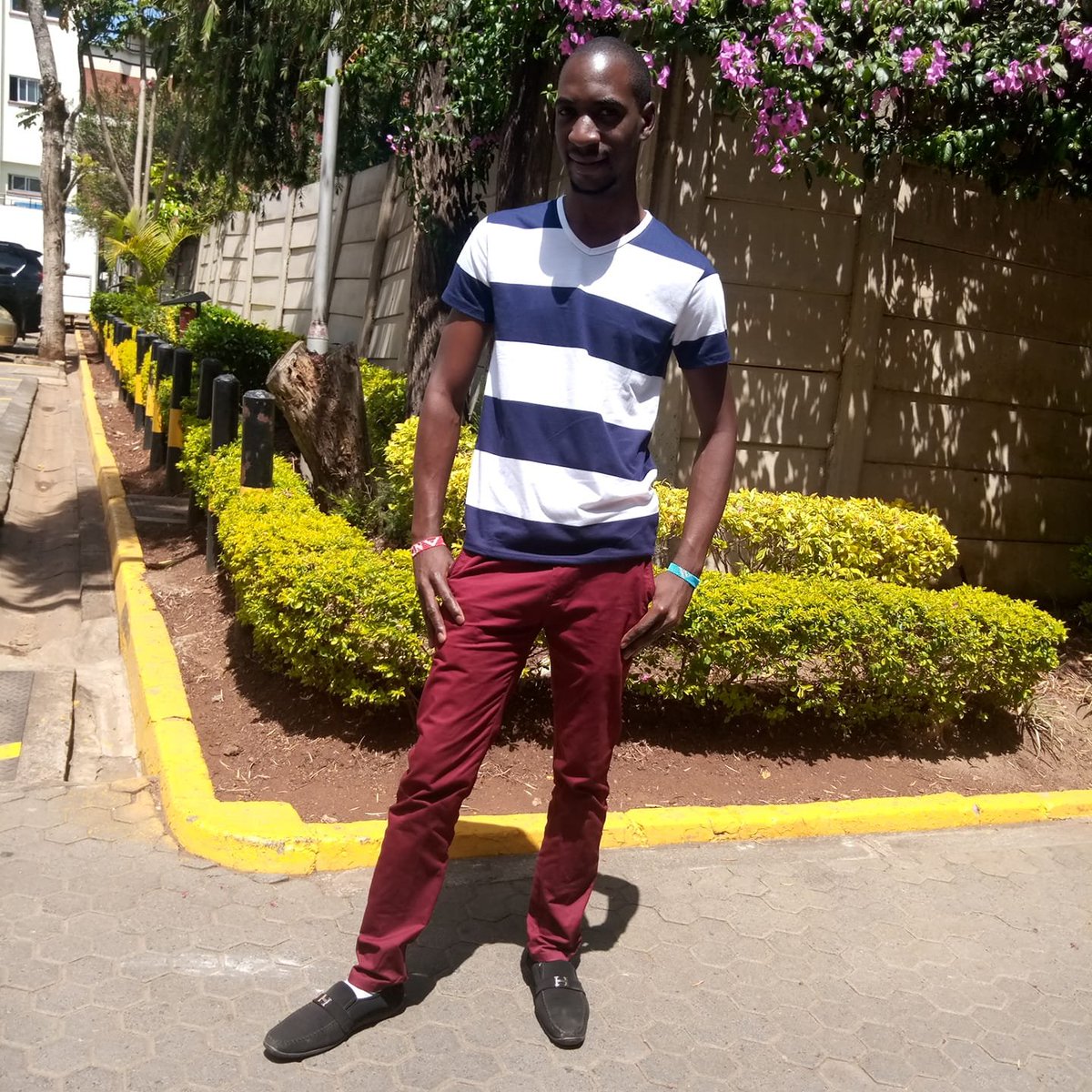 Happy noliaaa mabazenga wangu.Karibu ndani ya show konki #Bazeyetu twende naloo <a href="/andati_nelson/">Omwana Wa Chifu</a> <a href="/Mulembe_FM/">MulembeFM</a>