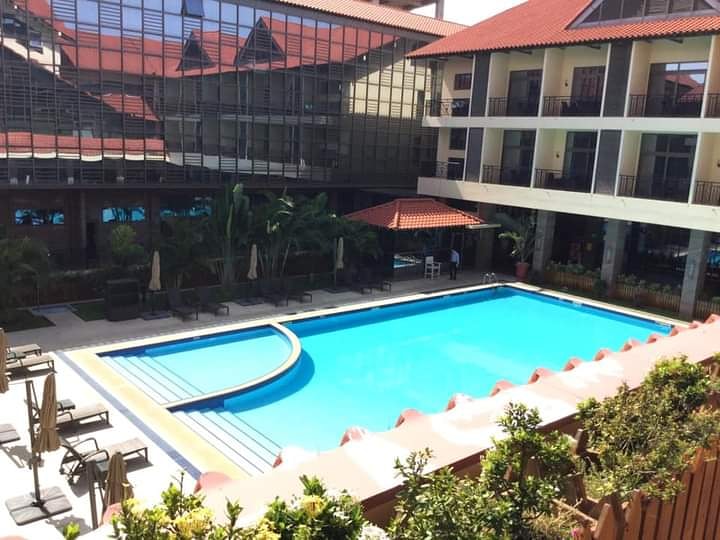 TangpalaceH's tweet photo. This  certainly is an amazing view to wake up to here @tangpalace_hotel
We've got a lot more interesting and exciting offers you can't resist this new year...
And oh! Your new year could only get better with the #tangexperience ...
#tangpalacehotel  #wednesdaythought #NewYear https://t.co/zDJiz131mE