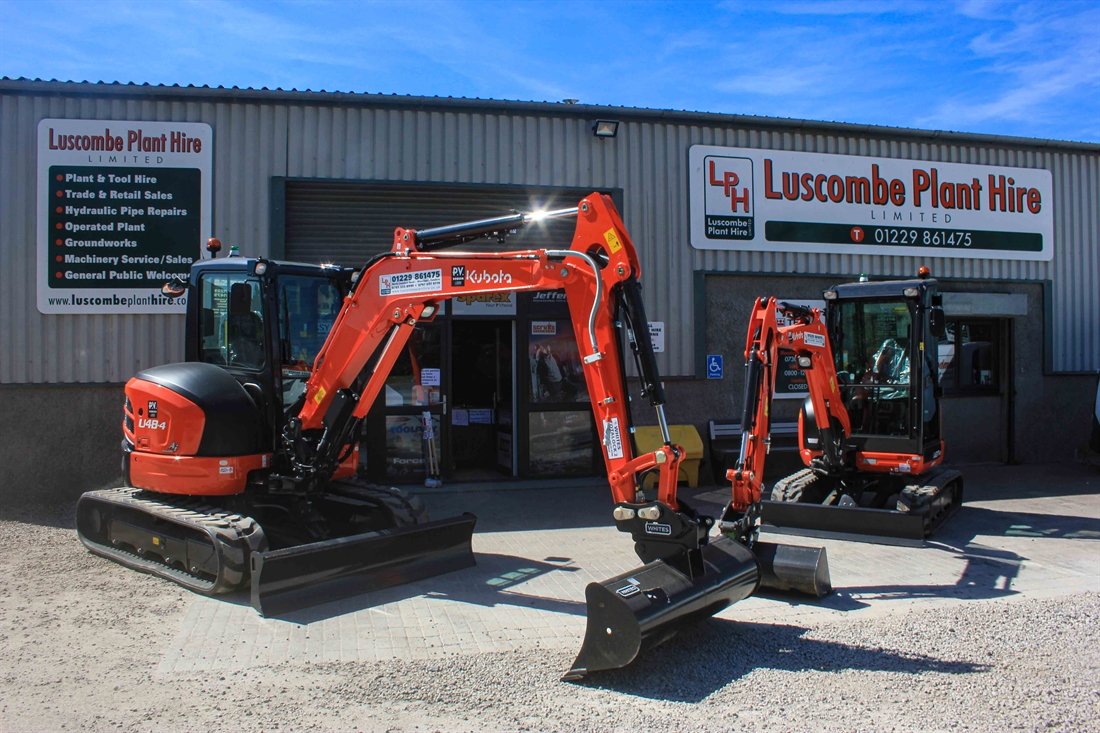 EarthmoversMag's tweet photo. Luscombe Plant Hire has expanded its mini-excavator fleet with the purchase of five new Kubota machines.
Read more ⬇️
https://t.co/L1dxX4cf3L
-----
#earthmoversmagazine #kubota #digger #diggerlife #excavator #Construction #planthire #plantmachinery #diggeroperator @KubotaUK https://t.co/GvbsaMawBX