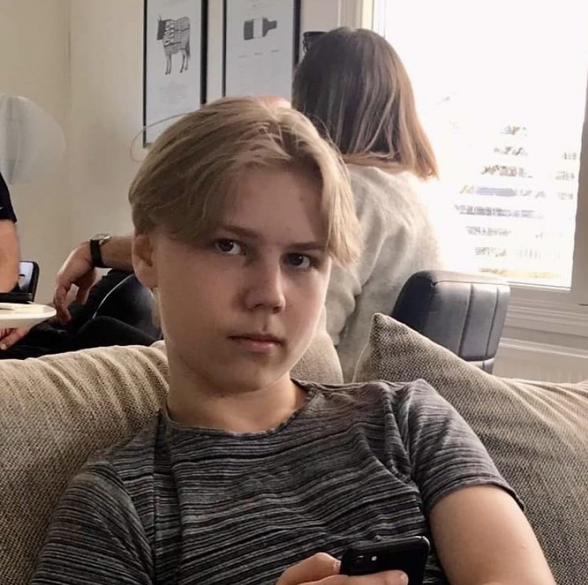 Lina Zäta tweet media