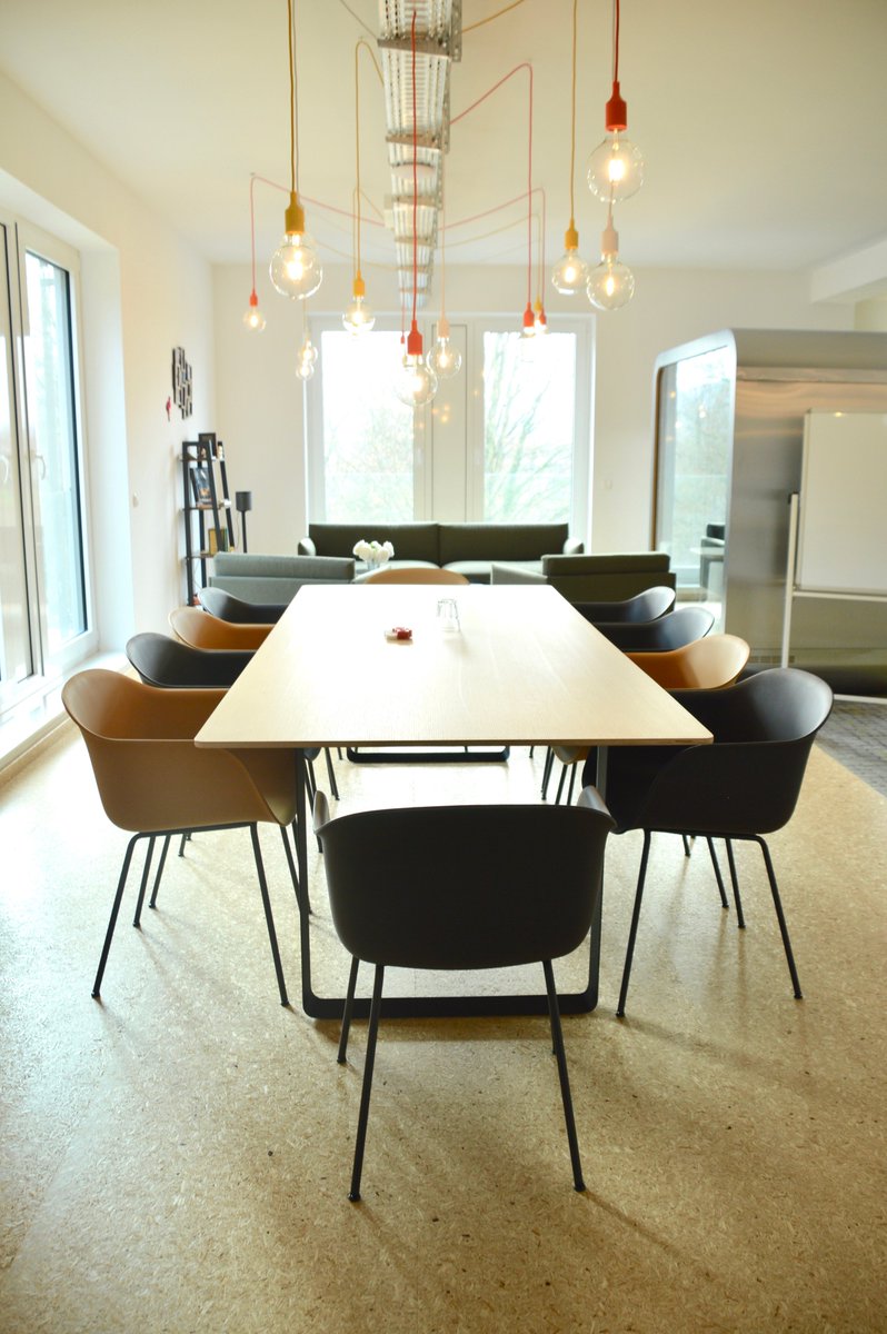 ROOMHERO_DE's tweet image. Der Kinzig Valley Coworking Space in Gelnhausen zeigt, dass eine moderne, auf die Büronutzer abgestimmte Umgebung Motivation weckt.
Für das tolle Feedback möchten wir Bernd Weidmann einen "Herzlichen Dank" senden!

#roomhero #coworkingspace #kinzigvalley
