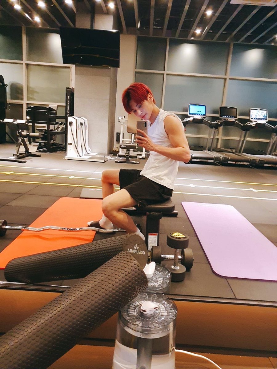 iM SCREAMING DXBZDFXDZB