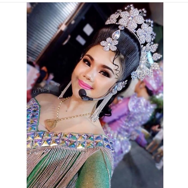 s_imandul's tweet photo. ยอมในความสวยของเธอ💚☘️🌻
#น้องปอยลูกท้าเรือ
#นางเอกตาสระอิ​#นางเอกหลานยาย
#หลานสาวศรราม​#ศรรามน้ำเพชร https://t.co/wgtkShaIYs