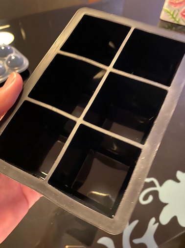 ROTTAY001's tweet photo. 🥃This little gadget made my whiskey hobby in the next level. 
🥃Very easy to use and remove the ice from the tray. 
🧊🧊🧊🧊🧊🧊🧊

Get it here : https://t.co/z3iMAlzhrD https://t.co/UtiHY9lhii