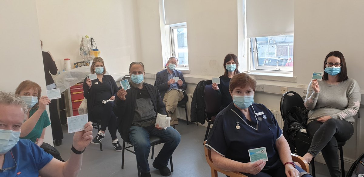 rosablackgp's tweet photo. Really important it is all the practice team.
One of the longest serving practice nurses Sheila Kingston (20+ years), centre of the photo below. Nurses so important to general practice.
So positive to see roll out starting. 
@icgpnews https://t.co/zm64GxJhUG