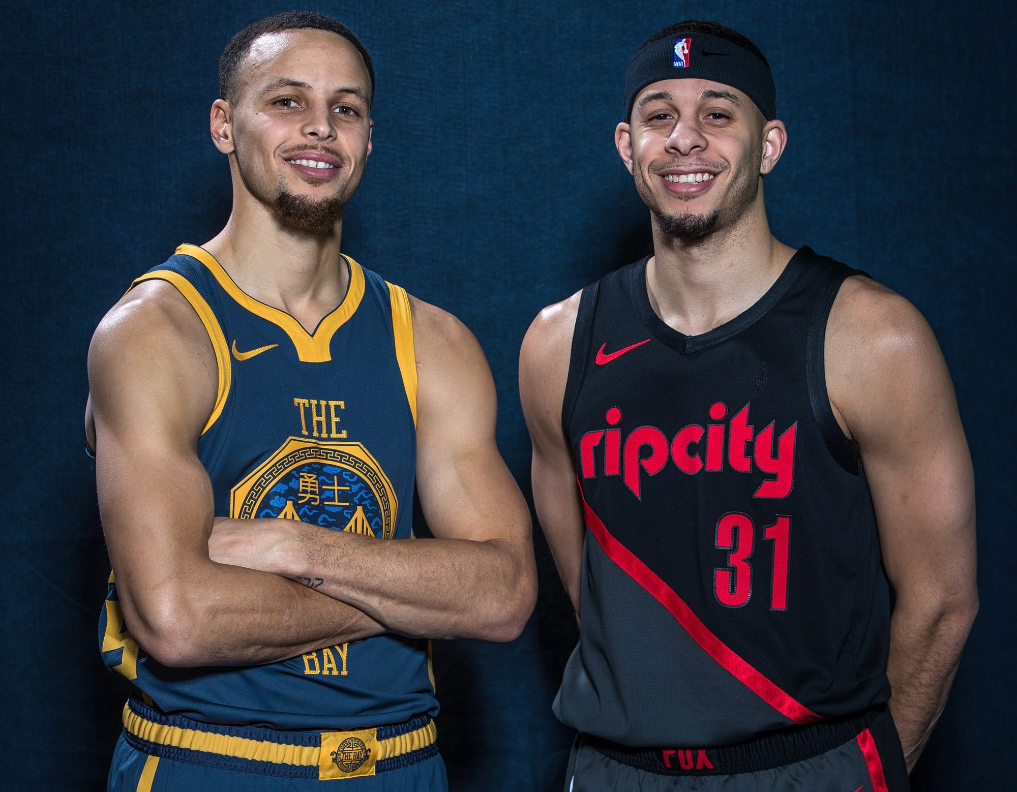 Hoop Central on Twitter: "Steph Curry and Seth Curry this season: 🔘Steph -  32.0 PPG - 6.4 APG - 5.3 RPG - 1.0 SPG - 46 FG% - 36 3P% - 98