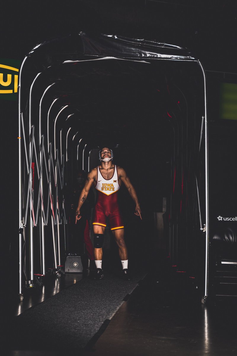 NCAAWrestling's tweet image. Vote for Photo of the Week 📸

1⃣ @HokiesWrestling 🏟️
2⃣ @PackWrestle 💪
3⃣ @AppWrestling ✌️
4⃣ @CycloneWR 😤