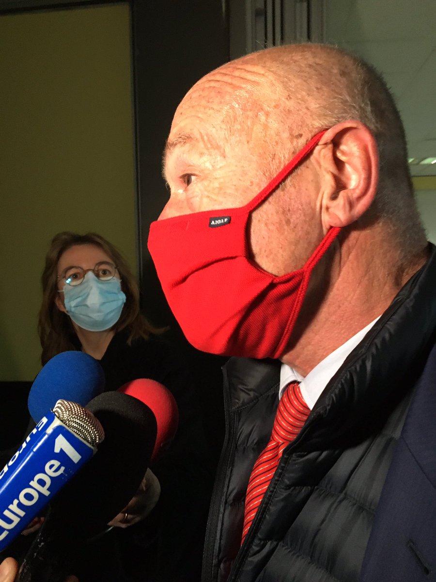 StephanePlace's tweet image. #E1 #Bordeaux #vaccinationcovid Le président de la @NvelleAquitaine, @al_rousset : « c’est un enjeu et il faut accélérer ! S’il le faut, les régions iront jusqu’à l’acquisition de vaccins, j’espère que non... En tout cas, La centralisation, dans tous les domaines, est un boulet »
