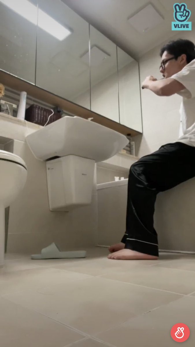 มุมมองแมงสาป: