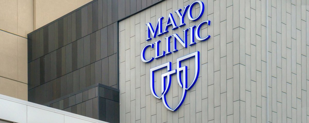 clustersalud_ae's tweet photo. Clinica Mayo explica por qué las vacunas contra el COVID-19 son seguras https://t.co/NuvJC9z7Sd https://t.co/ZqPezaaL7u