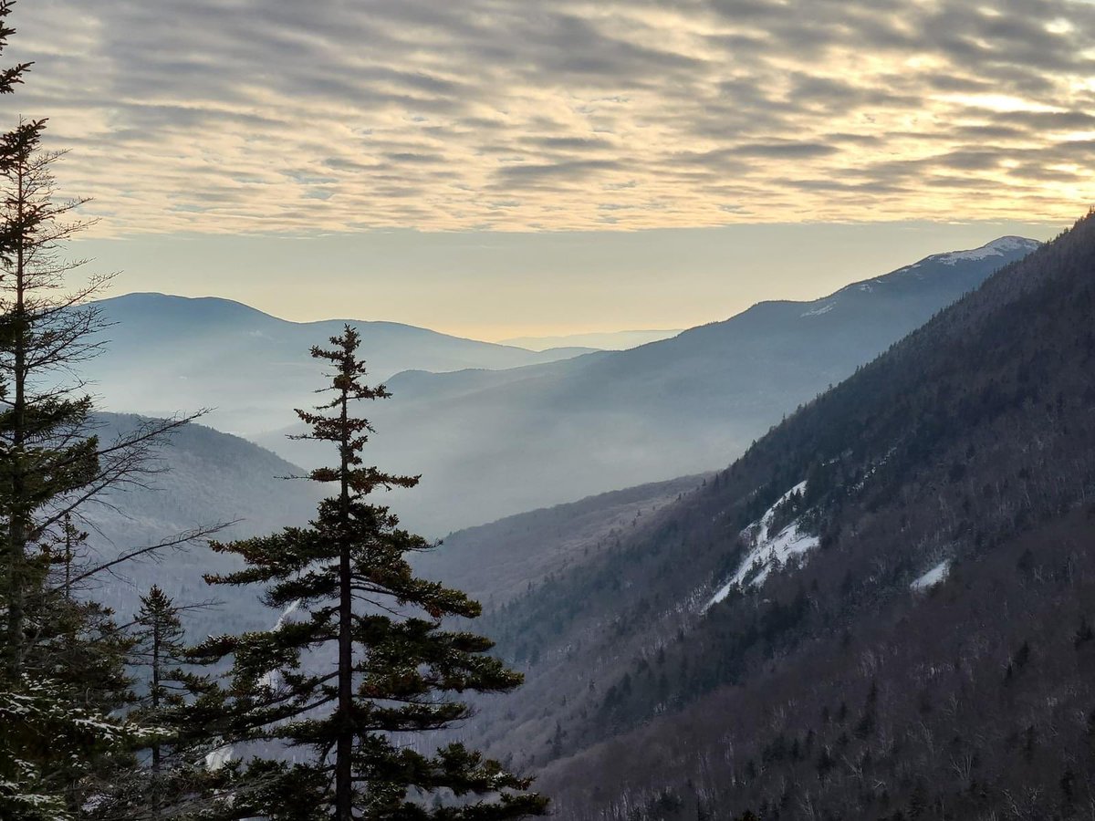 maine_trails's tweet photo. Did you know that trails are good for the environment and our climate?

Learn more about trail benefits: https://t.co/NuTTrompYi 

📷: Jay Wilson Rutherford
📍: Old Speck Mountain, Maine
#mainehikes #mainetrails #lovemainetrails #mainetrailsystem #winterhiking #hikemaine https://t.co/rDnsWPyJSv
