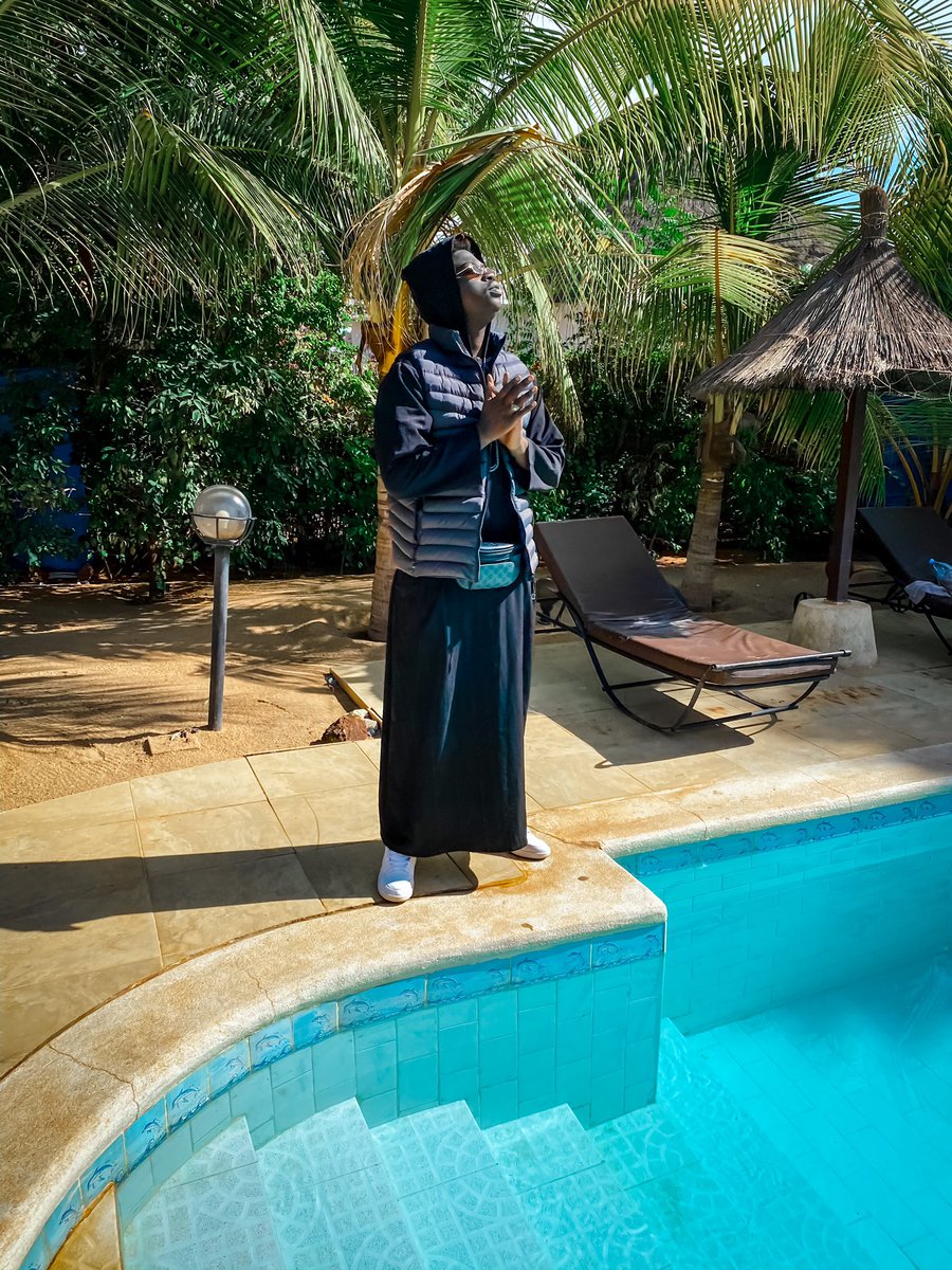 Une vie honorable est une vie éternelle.