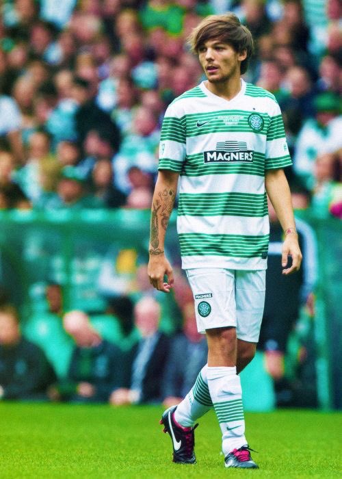 — football player louis tomlinson; a thread
