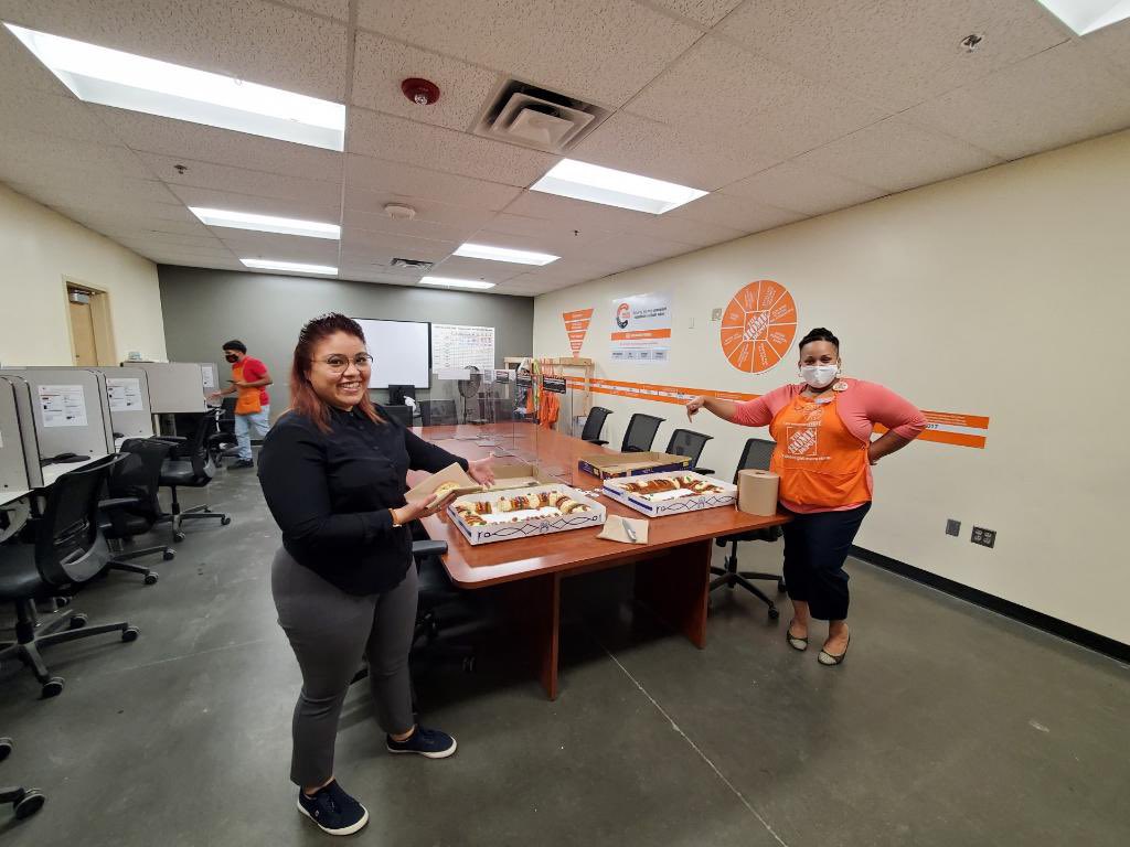Today is 3 Kings Day, store 6806 is participating,  thanks to our VOA Member and PASA Adalit Reyna. <a href="/dontamcam/">Tammy Campbell</a> <a href="/bliczwek/">Brian Liczwek</a>