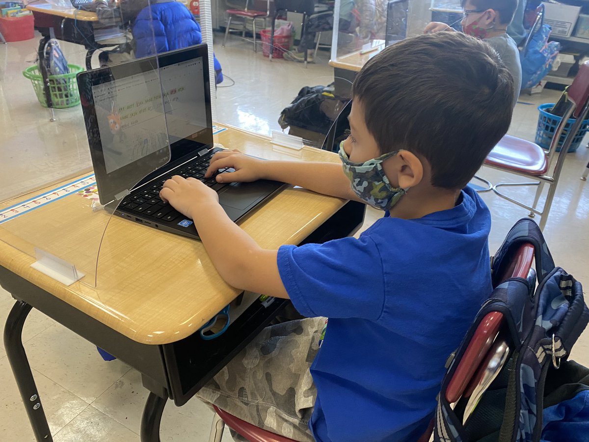 ManhassetTech's tweet image. Transforming students way of learning by @usekamiapp with Classroom teachers resources #KamiforSchools. Taking worksheets steps beyond!