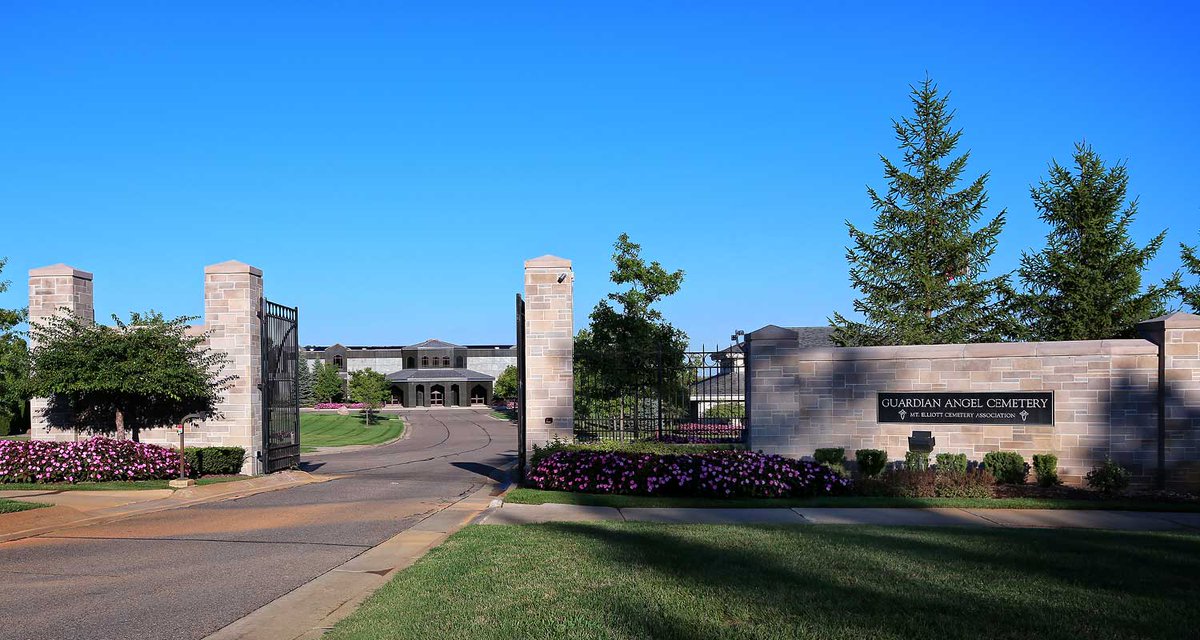 The Mt. Elliott Cemeteries tweet media