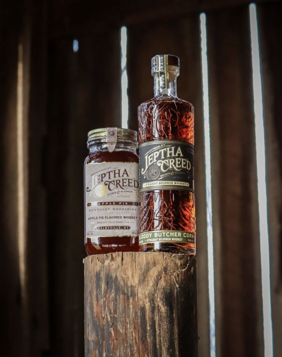 spirits360's tweet photo. Raise a glass and start the new year off with a delicious bottle of @JepthaCreed Whiskey and Moonshine! Cheers to 2021!
https://t.co/TcEKfuFRZu
#Jepthacreed #KY #Kentuckyspirits
#DistillerySpirits360 #liftingdistilleryspirits
#ShippingCraftSpirits #Spirits360 https://t.co/d0tQOjJaLh