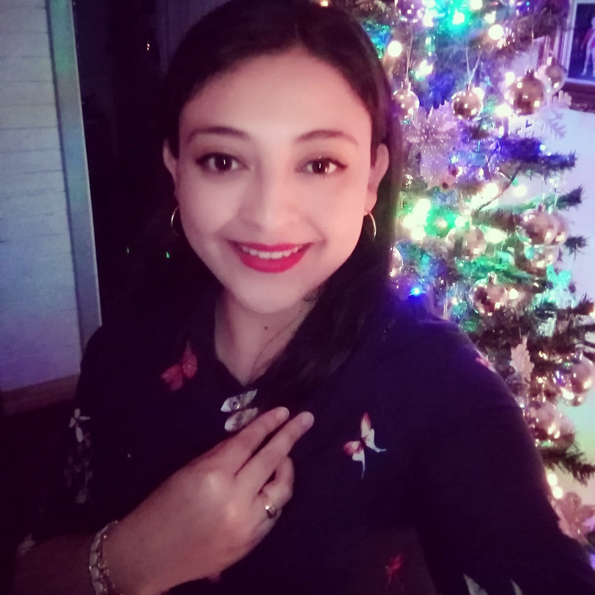 PaulinaMuozR2's tweet photo. #NuevaFotoDePerfil https://t.co/HUKfvgSCMu
