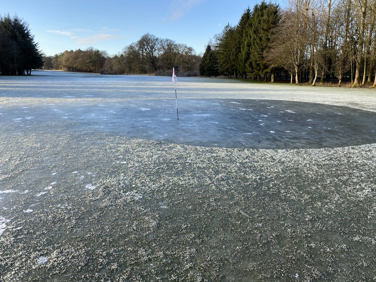 KinrossGolfClub's tweet photo. The Scottish government have allowed us to continue to play golf. The weather has other ideas unfortunately, with the courses under a thick layer of ice 🥶 it could be some time before we are playing again. Let’s hope for a quick thaw soon 🤞🏻 https://t.co/VdmLpczBK0