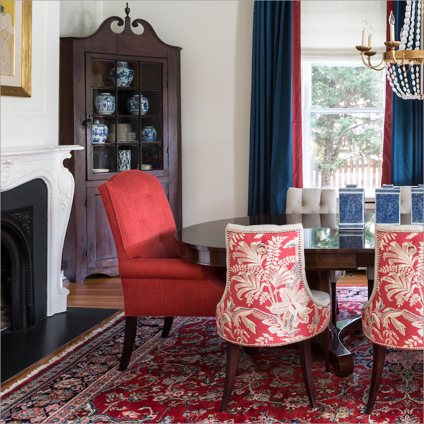 The stockings may be gone, but red is a year-round color! How soon do you reset your home after the holidays? #dcdesigner #dmvdesigner #interiordesign #newyear #redroom #diningroom #roomrefresh