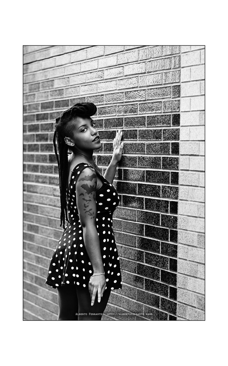 albertoferran15's tweet photo. Yani, 2014
#boston #blackandwhite #blackandwhiteportrait #portraitinblackandwhite #availablelight https://t.co/gYXM6kBQB5