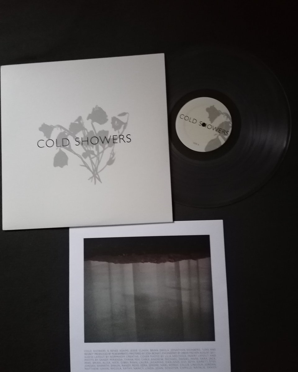 buttonkrake's tweet photo. Band Support 🔥🎼 Cold Showers
#buttonkrakeevents #gothiclife #coldshowers #daisrecord #postpunk #postpunkmusic #newwavemusic #synthpop #darkwave #darkwavemusic #colourvinyl #gothicstyle #gothicvinyl #farbvinyl #ilmenau #fckcoronavirus😷 https://t.co/FB0NNCv6v7