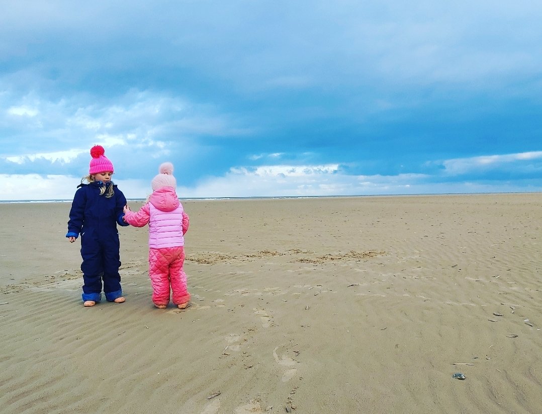 maxallen76's tweet photo. Mummy Han took the girls for an early morning walk at Holkham,think this counts for PE! Betsy said the things that begin with a B..beach blue sky and buoy!! @Astley_Primary  @Astley_Primary1 #notasoulinsight #homeschooling #WeGotThis https://t.co/7bBDZDmUtu