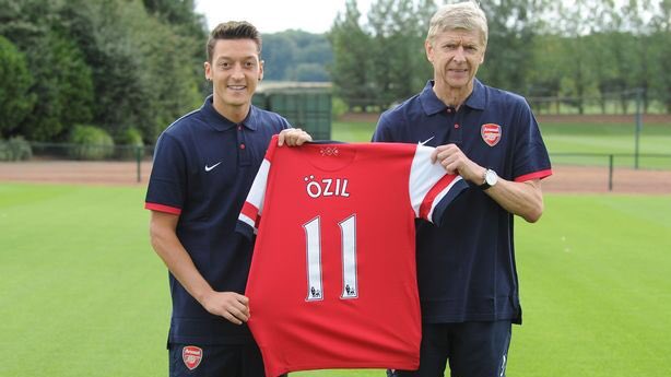 AFCfansHQ's tweet photo. Thank you for the memories @MesutOzil1088. End of an era! Sad it had to end this way! Best of luck for the future! https://t.co/imiBMR2oWR
