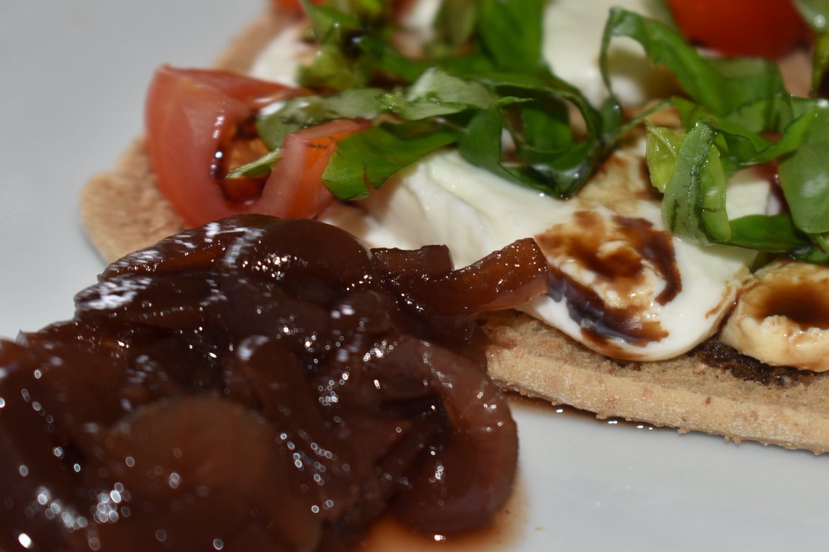 InAStickyPickle's tweet photo. Our delicious Caramelised Onion Chutney with Port is BACK IN STOCK visit us at https://t.co/L9Br2hX38O

#wednesdaythought #food #foodie #QueenOf #chutney #pickles #lockdown #UKSmallBiz #treatyourself #sendagift #inastickypickle #gifts #gift https://t.co/jVYFq2cHah