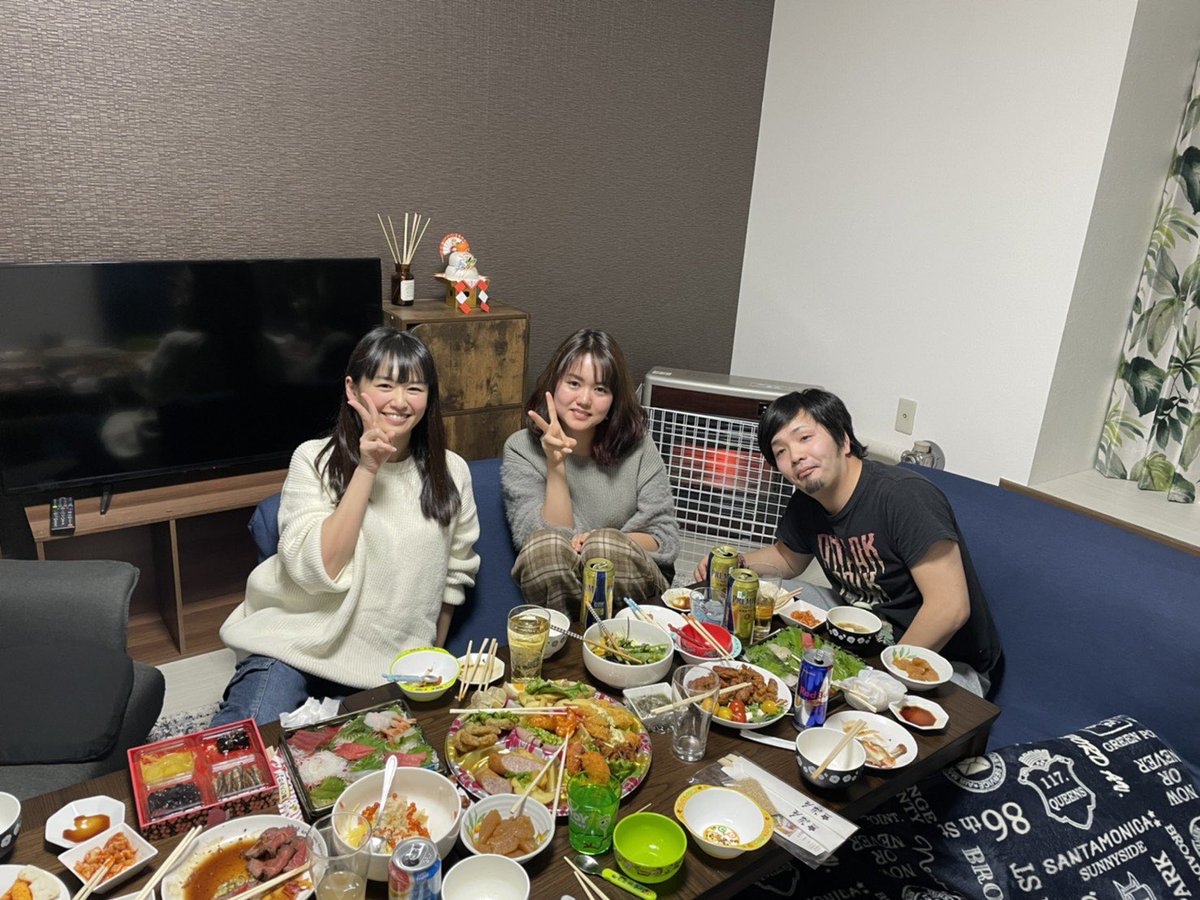 ふわり いとこ会 生き別れだった義理の従姉妹に役年振りに会えました 親子断絶されると親戚にも会えなくなるのって嫌だな 会いたい人にいつでも会える世の中になりますように