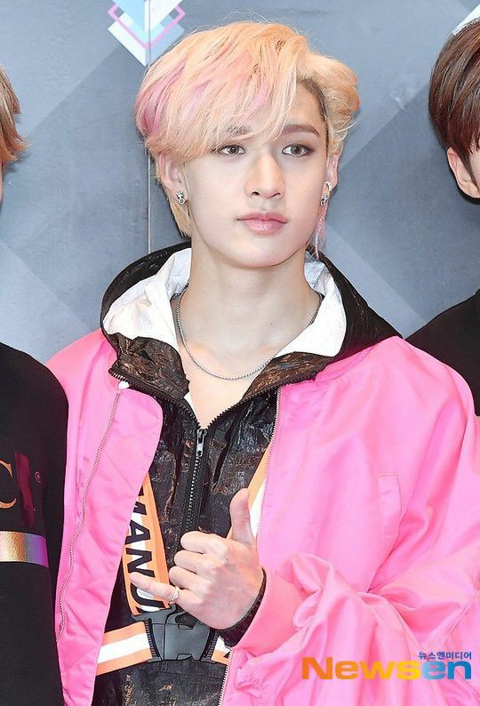 ▪︎☆  #BangChan in different colours than balck☆▪︎┊ ┊ ✫ ˚♡ ⋆｡ ❀┊ ☪︎⋆⊹ ~ a colorful thread ┊ . ˚┊•