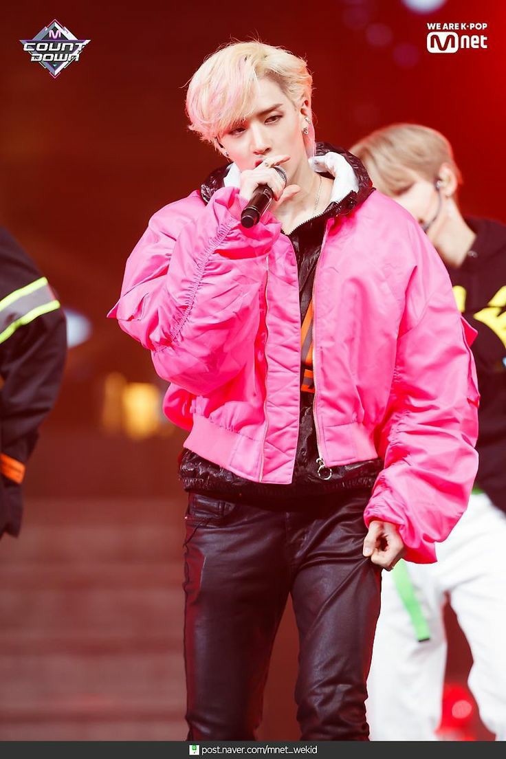 ▪︎☆  #BangChan in different colours than balck☆▪︎┊ ┊ ✫ ˚♡ ⋆｡ ❀┊ ☪︎⋆⊹ ~ a colorful thread ┊ . ˚┊•