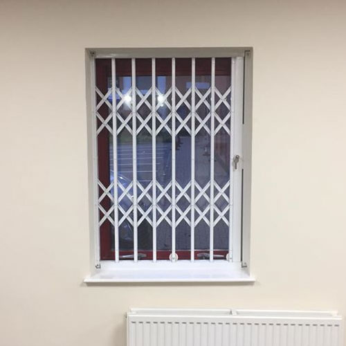 crshutters's tweet photo. *** SECURITY GRILLES ***

Bespoke security grilles to suite all types of businesses.

For more information, please call 0114 2441 178. Alternatively hit the link below and visit our website.

https://t.co/MXk3mfsL7m

#crshutters #grilles #securitygrilles #security https://t.co/PqSGMQN5HA