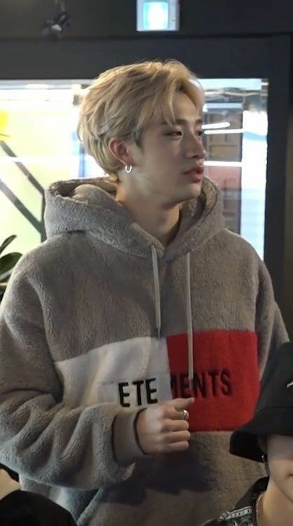 ▪︎☆  #BangChan in different colours than balck☆▪︎┊ ┊ ✫ ˚♡ ⋆｡ ❀┊ ☪︎⋆⊹ ~ a colorful thread ┊ . ˚┊•