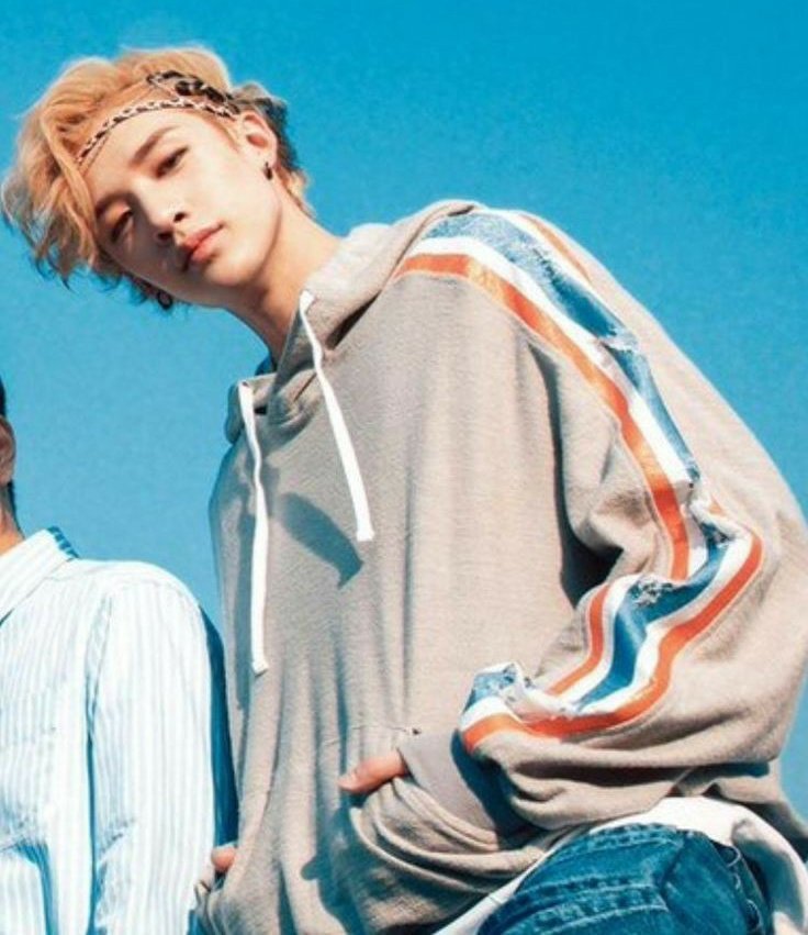 ▪︎☆  #BangChan in different colours than balck☆▪︎┊ ┊ ✫ ˚♡ ⋆｡ ❀┊ ☪︎⋆⊹ ~ a colorful thread ┊ . ˚┊•