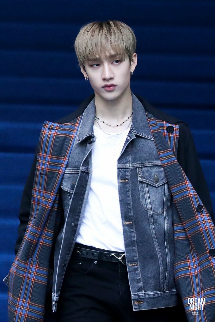 ▪︎☆  #BangChan in different colours than balck☆▪︎┊ ┊ ✫ ˚♡ ⋆｡ ❀┊ ☪︎⋆⊹ ~ a colorful thread ┊ . ˚┊•