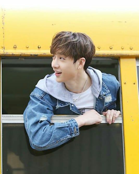 ▪︎☆  #BangChan in different colours than balck☆▪︎┊ ┊ ✫ ˚♡ ⋆｡ ❀┊ ☪︎⋆⊹ ~ a colorful thread ┊ . ˚┊•