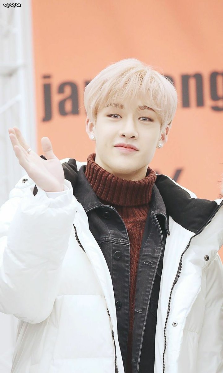 ▪︎☆  #BangChan in different colours than balck☆▪︎┊ ┊ ✫ ˚♡ ⋆｡ ❀┊ ☪︎⋆⊹ ~ a colorful thread ┊ . ˚┊•