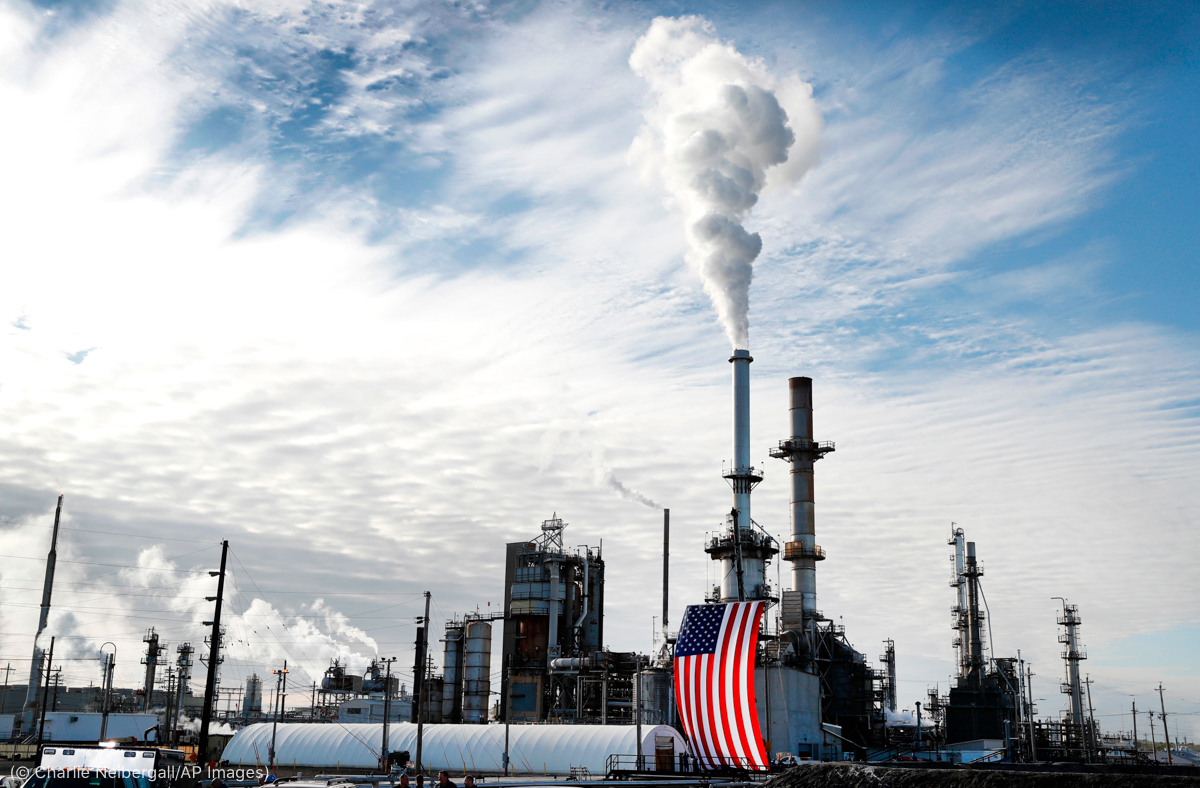 SecPompeo's tweet photo. U.S. energy independence matters to the safety and security of every American. Fracking, refining, and exporting American energy create hundreds of thousands of high-paying jobs. https://t.co/Z8TGdbvL6f