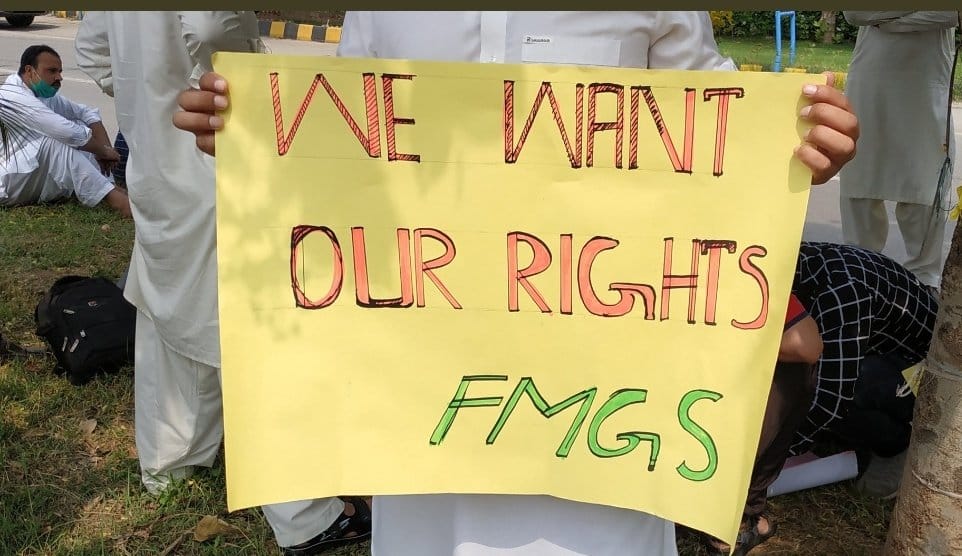 MUSTAFA76147434's tweet photo. We Reject PMC
#JusticeForKyrgyzMedicos
#StopOppressingFmgs
#saynotoPMC https://t.co/OhcVs6T8E5